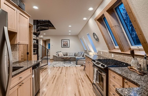 Evergreen Casa | The Fox Den | Views & Creek on a Wooded Acre!