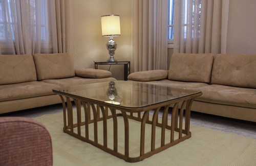 Franceville Casa | The French house