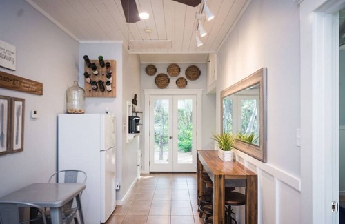 Gruene Cabina | The Friedel Haus at Gruene B&B