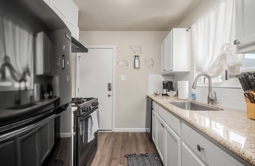 Raisin Apartamento | The FSU Den| 1BD/1BTH| Next to Gazebo Gardens!