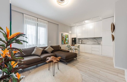 Tirana Apartamento | The Funky Apartment - Free Parking