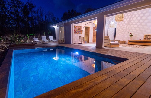 Grand-Bourg Casa | THE GREY HOUSES