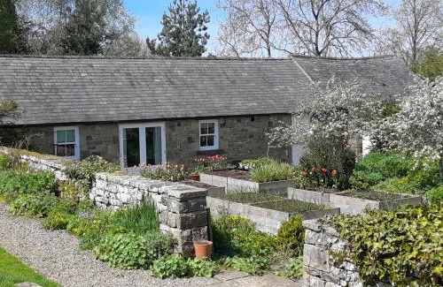 West Woodburn Casa | The Garden Cottage