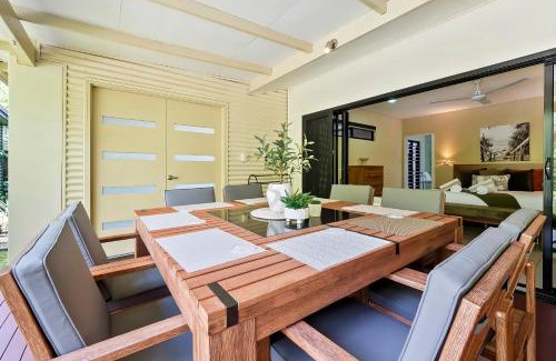 Clifton Beach Casa | The Garden Nook Clifton Beach
