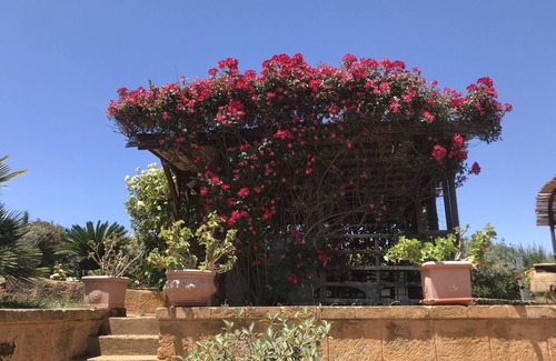 Agrigento Chalet De Esquí | "Il Giardino di Athena" es una casa de vacaciones en el Valle de los Templos