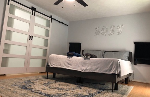 Riverdale Casa | The Garden of Eden
