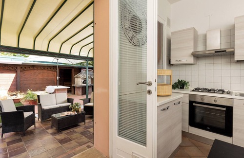 Marina Centro Casa | The Garden's Home, cozy garden house sea-center x families with pets.