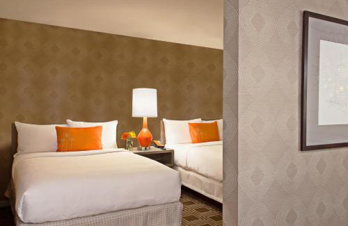 North Hollywood Hotel | The Garland