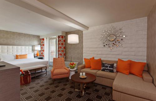 North Hollywood Hotel | The Garland