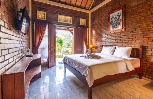 Wanagiri Villa | The Garuda Villa and Restaurant