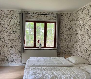 Ullerslev Casa | The Gatekeepers Cottage at Hindemae Estate Cozy Stay in Historic Surroundings