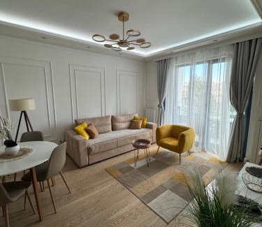 Sarajevska Apartamento | The Gates 107