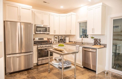 Vesta Apartamento | The Gathering Barn - where luxury meets the outdoors by BMG