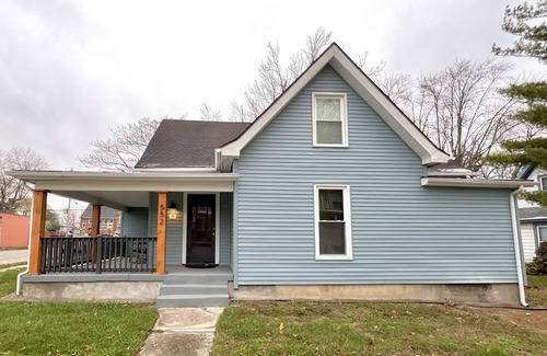 Xenia Casa | The Gathering Place - 10 min Yellow Springs - 15 min Dayton Air Force Museum