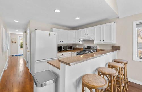Summersea Casa | The Gathering Place - For 6 with Fire Pit