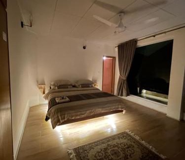 Dhirkot Casa | The Generals Inn