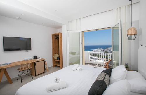 Platis Gialos Hotel | The George Hotel