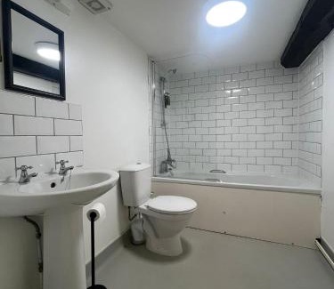 Brailes Hotel | The George Inn