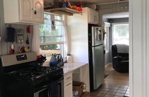 Wonder Lake Casa | The Getaway (Dog Friendly/Optional Pontoon Rental)