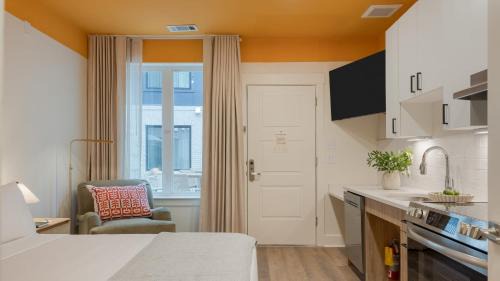 12 South Casa | The Gilmore, an AvantStay Hotel