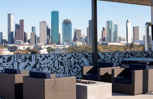 Washington Ave./ Memorial Park Condominio | The Glass Palace- Houston/Galleria