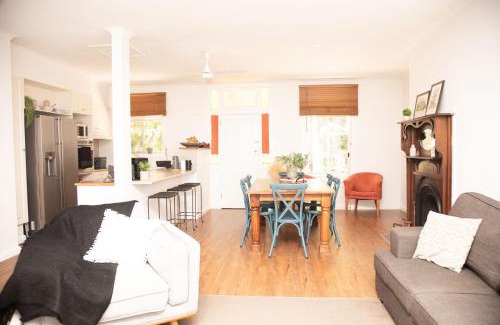 East Wangaratta Casa | The Glen Farmhouse on Ovens River