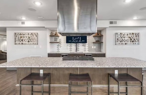 Eighth Avenue Apartamento | The Glutch - The ultimate Nashville Retreat