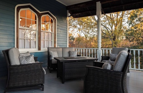 St. Francisville Casa | The Glynns by Louisiana Hospitality Group
