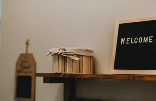 Courtenay Casa | The Gnome House | Welcome Gnome