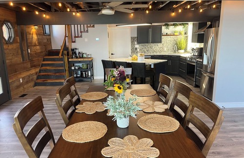 Kincardine Casa | The GOAT Lakehouse