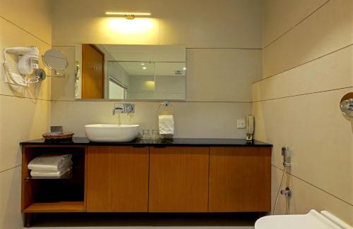 Daman Hotel | The Gold Beach Annexe
