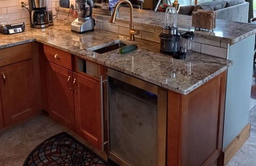 Timberline Casa | The Golden Eagle Vacation Rental, a 3 minute walk to Timberline Ski Slopes