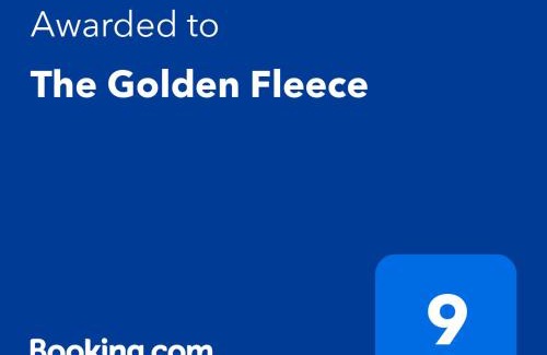 Tatworth Casa | The Golden Fleece