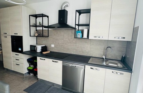 Travedona-Monate Apartamento | THE GOLDEN LAKE TRAVEDONA LAKE ixihome