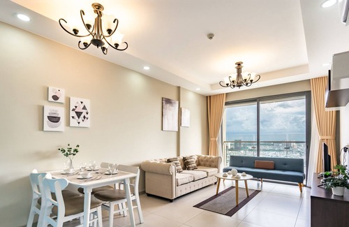 District 4 Apartamento | The Goldview Residence
