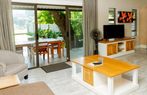 Waterval Boven Chalet De Esquí | The Good Host