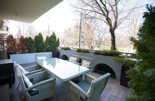 Sector 1 Apartamento | La buena vida en el parque Herastrau