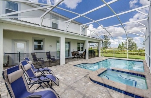 Davenport Casa | The Good Place Rental Lives on