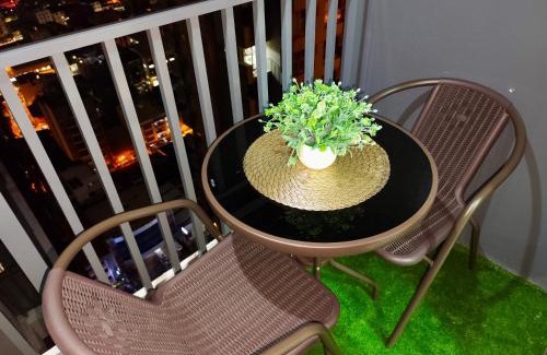 Legazpi Village Apartamento | The GoodVibes Condotel Red Residences Makati