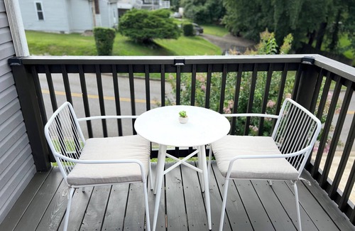 Clarksville Casa | THE GOVERNOR’S RETREAT Home Sweet Home Retreat Near Downtown Clarksville