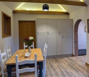 Upper Dicker Casa | The Granary