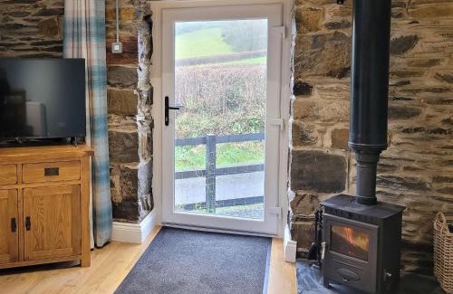 Llanddeiniol Casa | The Granary