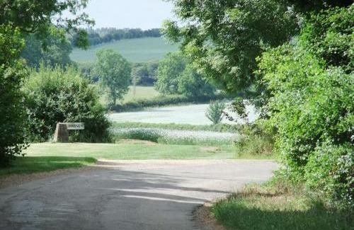 Chackmore Apartamento | The Granary self-catering cottage on a working farm