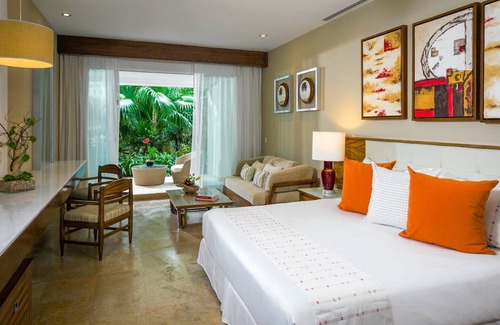Centro Hotel | The Grand Bliss @ Vidanta R.Maya/ 24/7 pool access/ Family friendly /Golf course