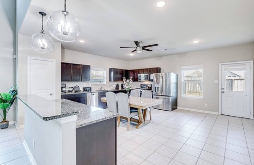 Rosenberg Casa | The Grand Haven Retreat