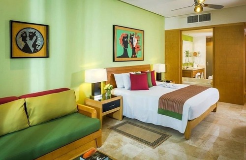 Adolfo Lopez Mateos Complejo | THE Grand Mayan ONE Bedroom Suite