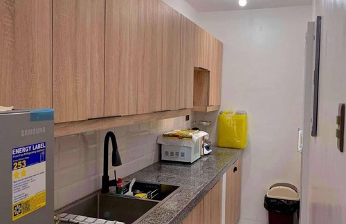Plaridel Casa | The GrayHouse Inn is cozy 2 bedroom furnished house-full air conditioned place.