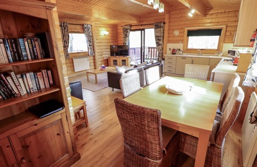 Kenwick Cabaña | THE GREAT ESCAPE, pet friendly, with a garden in Louth