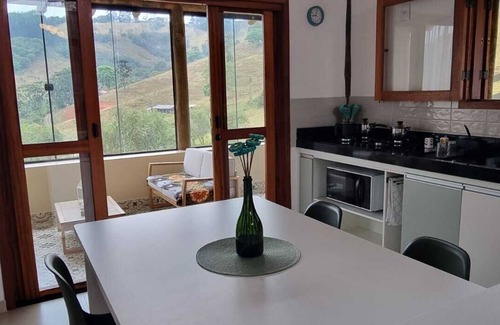 Cunha Cabaña | The Green House of Cunha