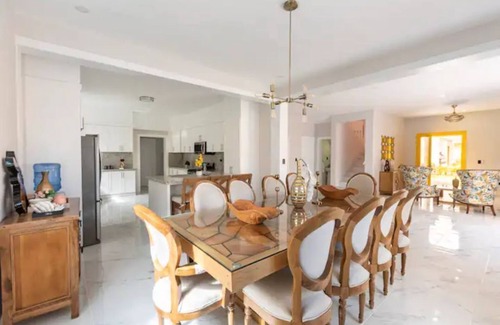 Villa Belen Casa | The Green Palms 5 Bedroom villa with pool / garden